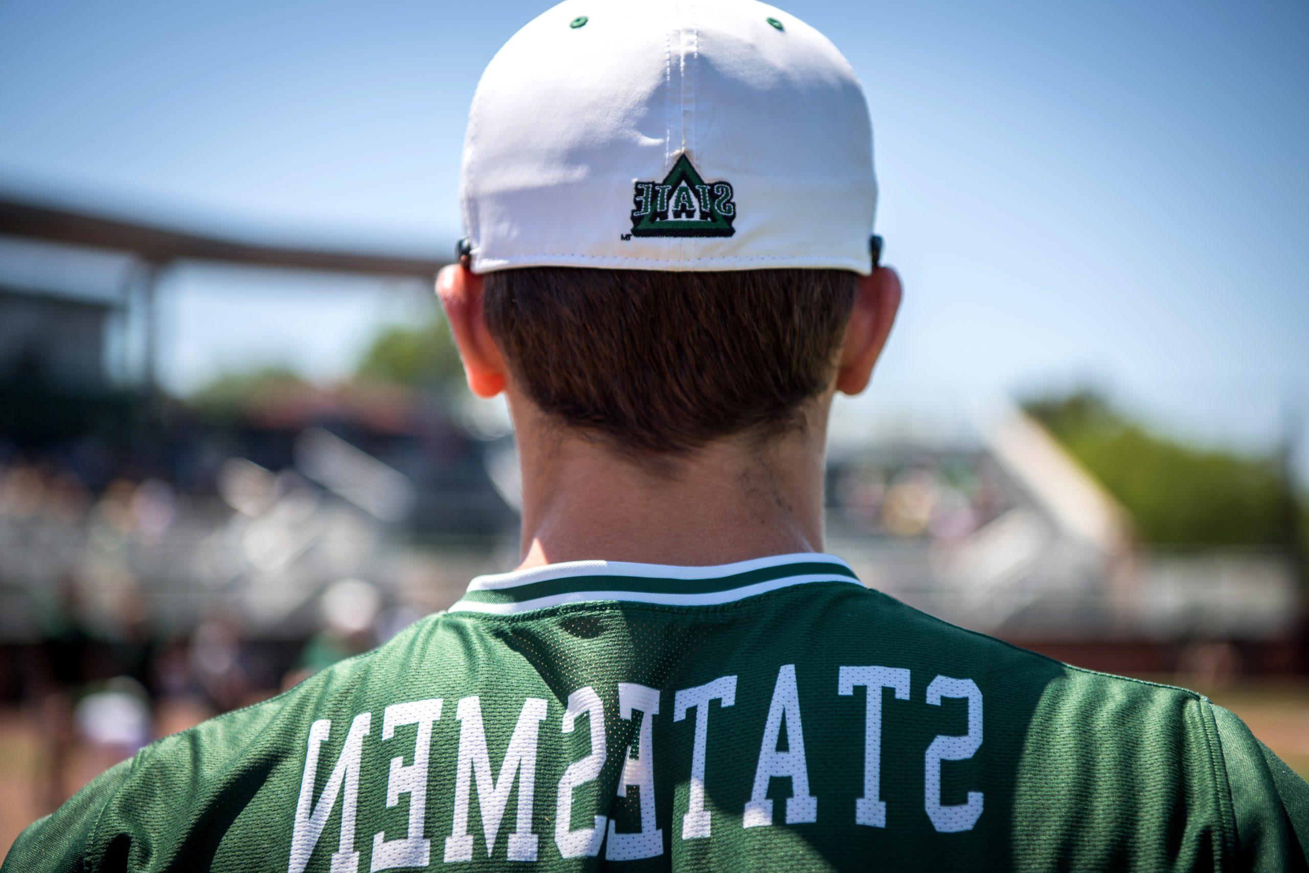 Delta State Baseball player with Statesmen Jersey and Delta State KOK体育app官方下载软件官方手机版app下载 hat.